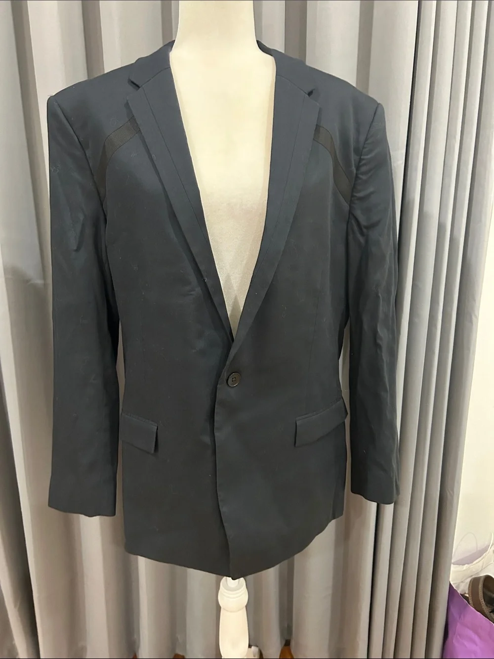 Theory Men's Navy and Black Single-Button Sport Coat with Notch Lapel